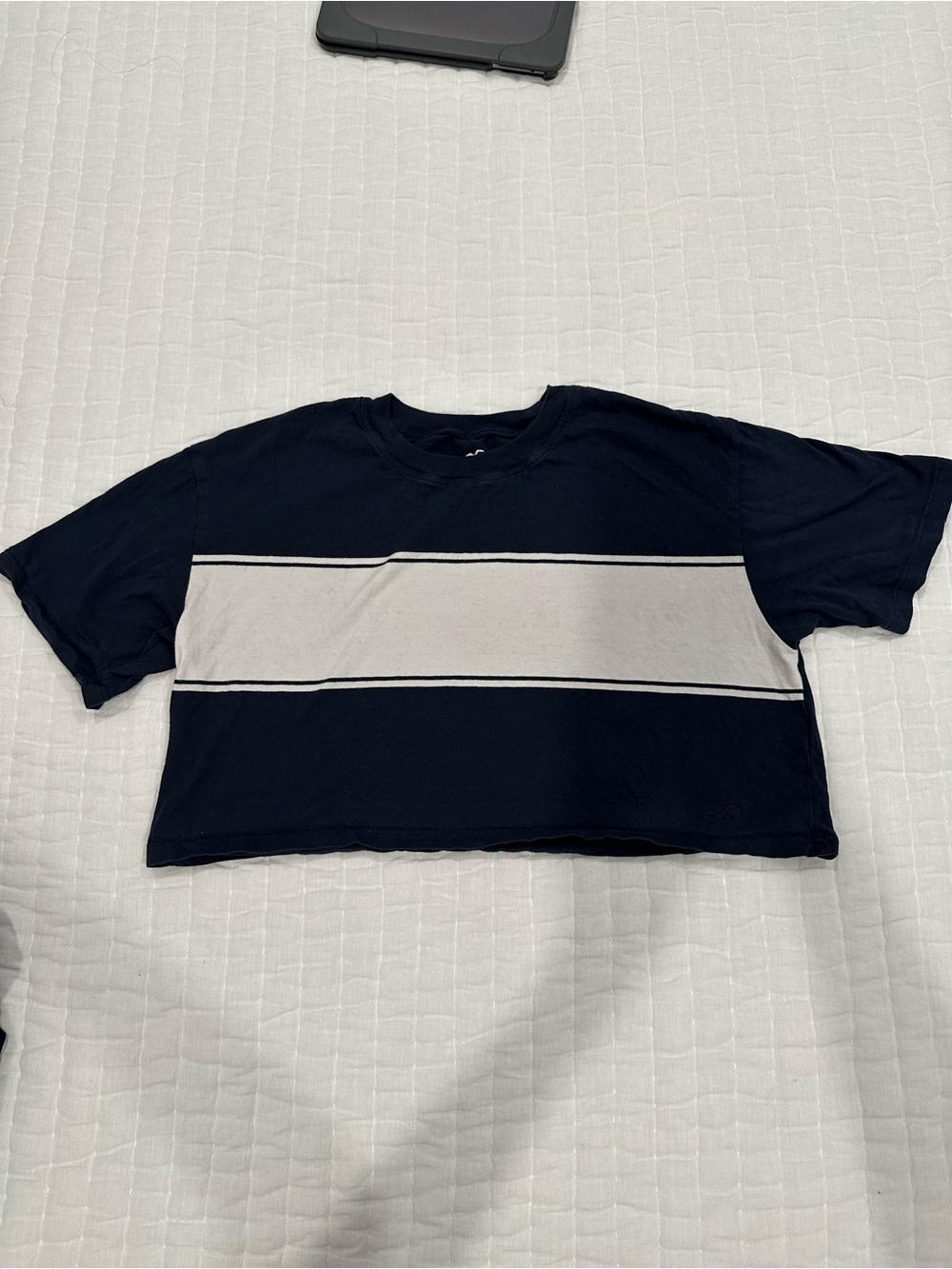 Hollister Navy Cropped Tee with White Center Stripe